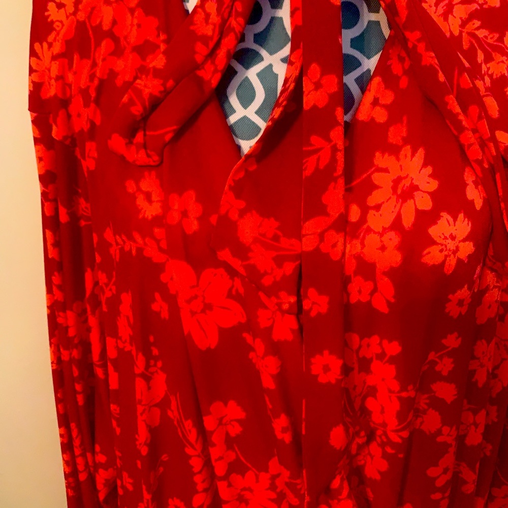 Semi Wrapped Rose 🌹 and Tangerine Long Sleeve